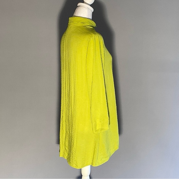 John Mark Chartreuse XS Mandarin Tunic with Black Shark Tooth Buttons Back Slit - Picture 10 of 16